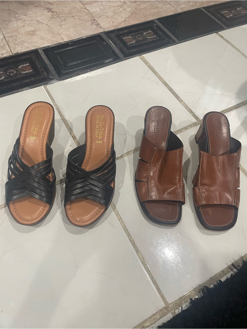 Comfortiva Black and Brown Leather Slide Mules